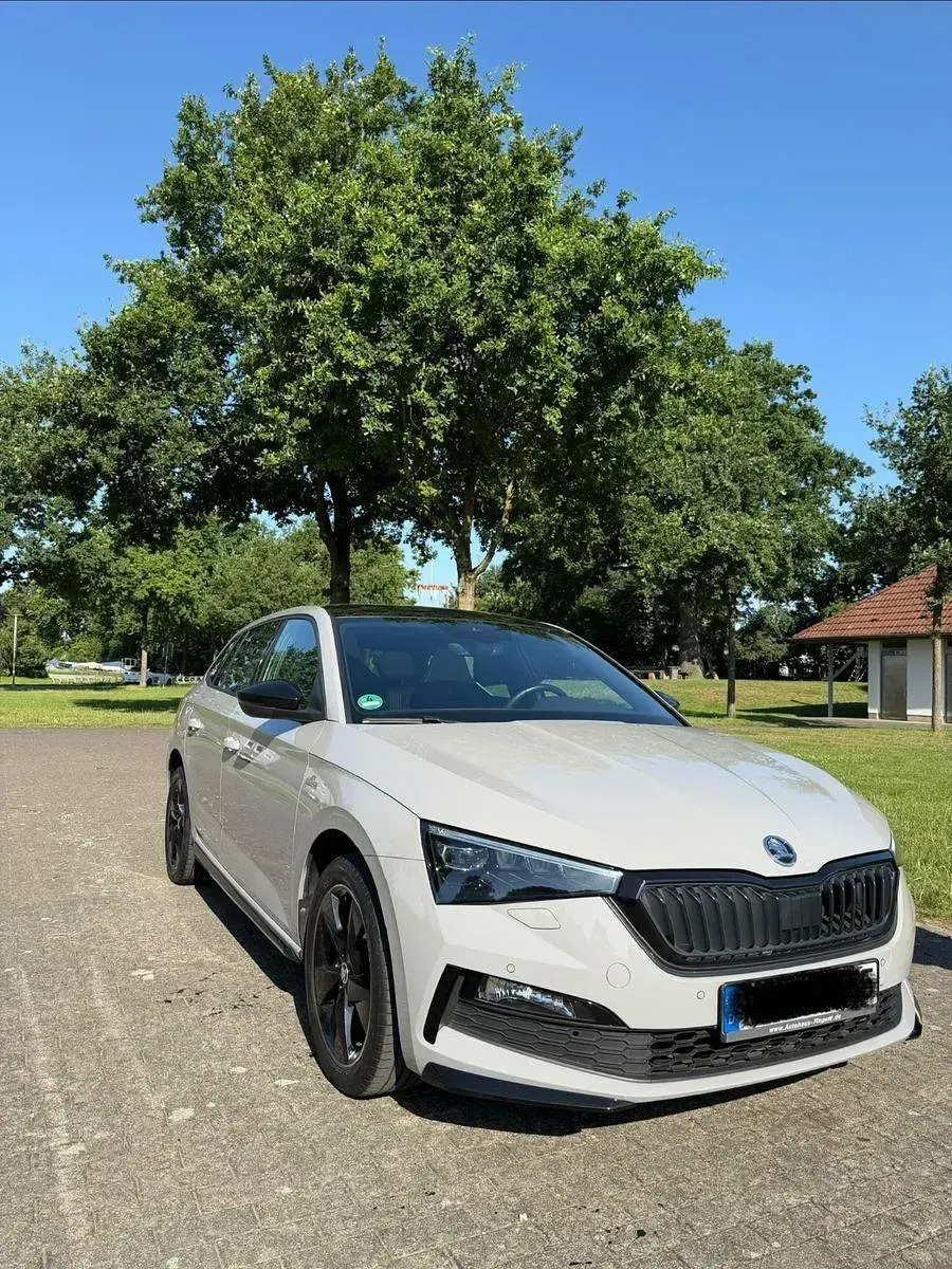 Gebraucht Skoda Scala Monte Carlo 150 PS (110 kW) 2022 Grau Kleinwagen