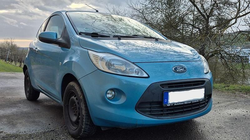 Gebraucht Ford Ka Titanium 69 PS (50 kW) 2010 Blau Kleinwagen