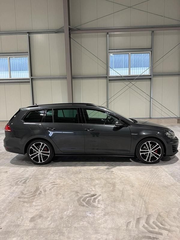 Gebraucht VW Golf VII GTD 184 PS (135 kW) 2016 Grau Kombi