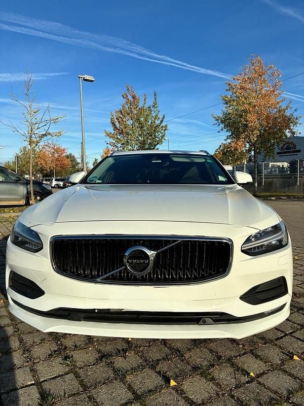 Weiß Gebraucht 2019 Volvo V90 Kombi | 14.100 € (Superpreis) - Bild 1/4