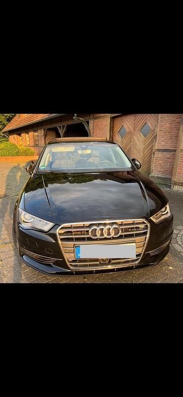 Gebraucht 2015 Audi A3 Limousine | 14.000 € (Etwas zu teuer) - Bild 1/4