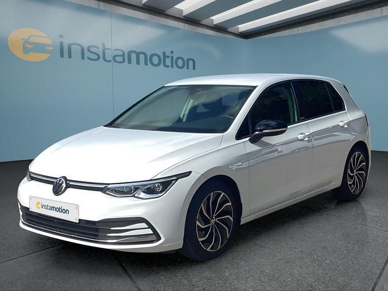 Weiß Gebraucht 2022 VW Golf VIII Kleinwagen | 23.699 € (Fairer Preis) - Bild 1/4