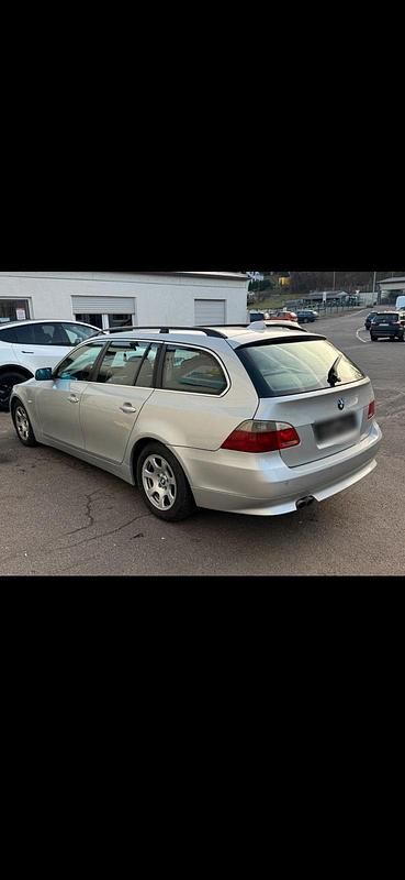 Second-hand BMW 525 177 CP (130 kW) 2006 Argintiu Break