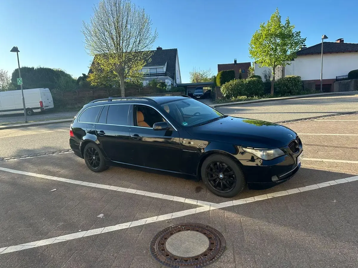 Gebraucht BMW 520 Performance 177 PS (130 kW) 2007 Schwarz Kombi