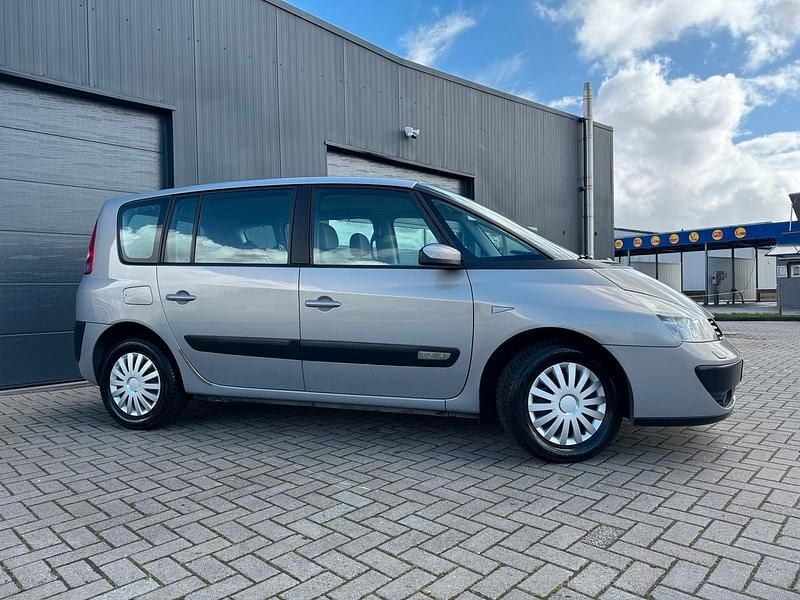 Gebraucht Renault Espace 136 PS (100 kW) 2006 Silber Van / Kleinbus