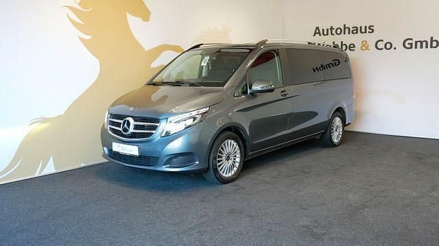 Grau Gebraucht 2019 Mercedes V250 Business Van / Kleinbus | 35.900 € - Bild 1/4