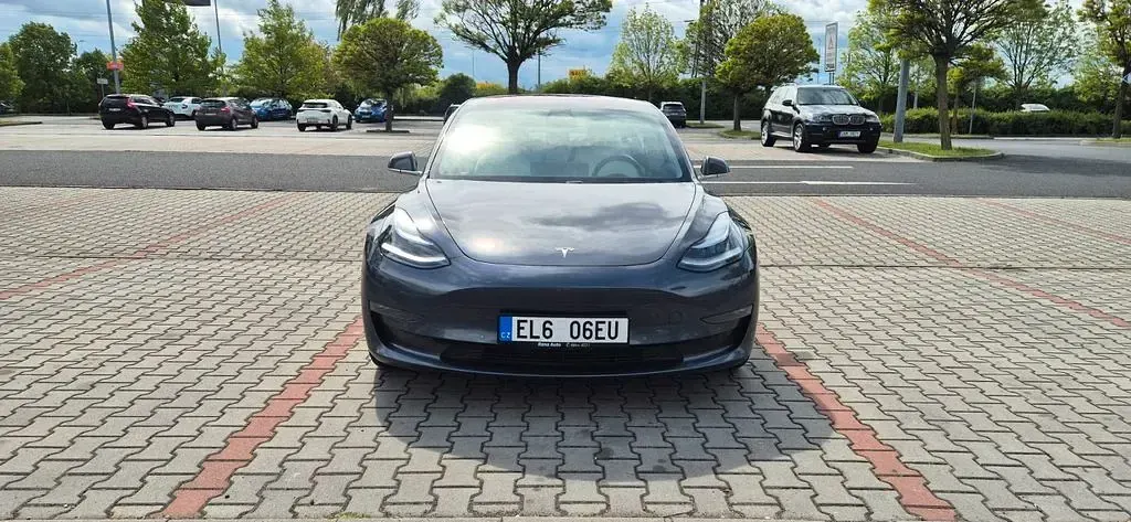 Usata Tesla Model 3 Long Range AWD 366 kW (498 CV) 2019 Grigio Berlina
