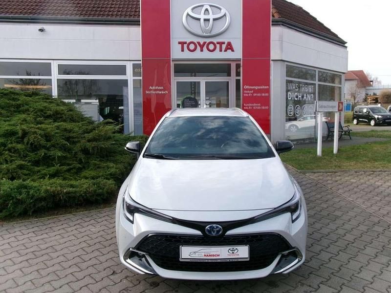 Neu Toyota Corolla 196 PS (144 kW) 2026 Dynamic grey Kombi