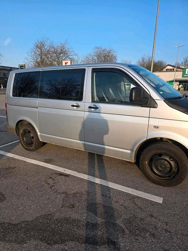 Gebraucht VW Transporter 131 PS (96 kW) 2009 Van