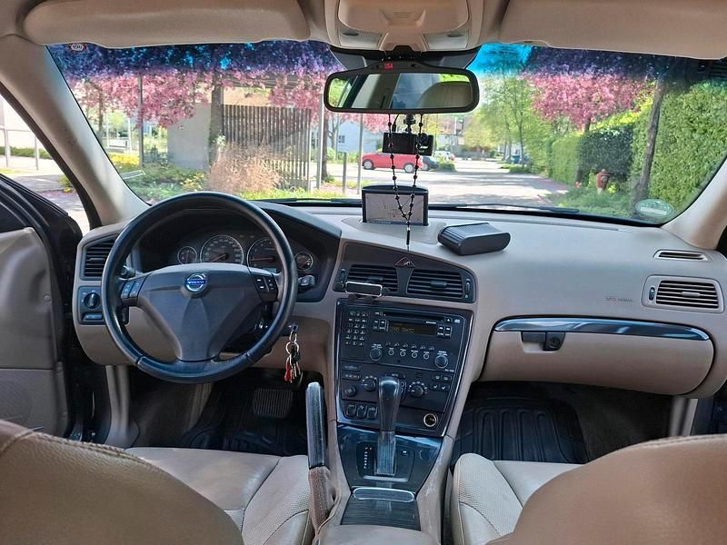 Gebraucht Volvo S60 180 PS (132 kW) 2004 Braun Limousine
