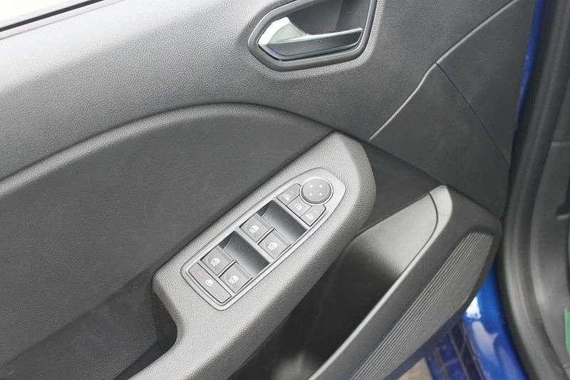 Neu Mitsubishi Colt Plus 91 PS (66 kW) 2025 Royalblau Kleinwagen