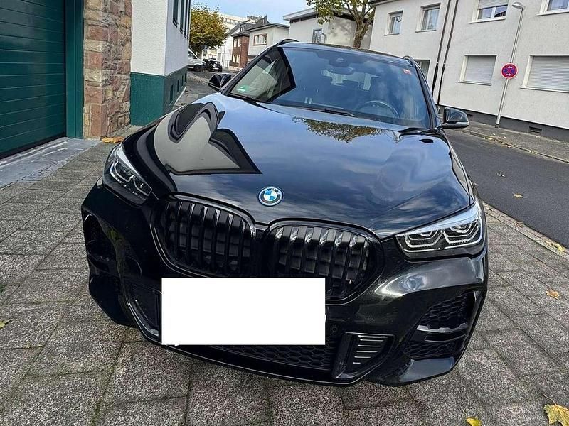 Gebraucht BMW X1 Advantage 125 PS (91 kW) 2021 Schwarz SUV