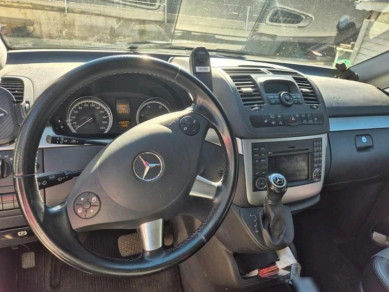 Gebraucht Mercedes Viano 224 PS (164 kW) 2012 Braun Van / Kleinbus