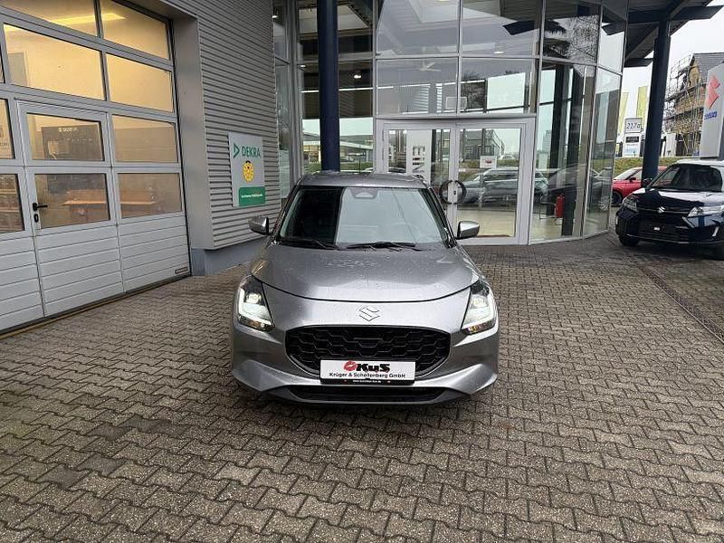 Gebraucht Suzuki Swift Comfort 83 PS (61 kW) 2024 Silber Kleinwagen
