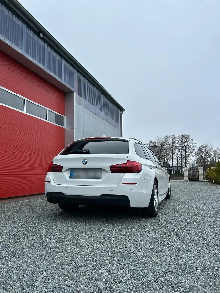Gebraucht BMW 525 M Sport 218 PS (160 kW) 2016 Weiß Kombi
