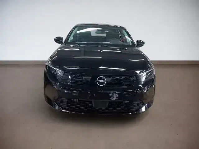 Gebraucht Opel Corsa 101 PS (74 kW) 2025 Schwarz Kleinwagen