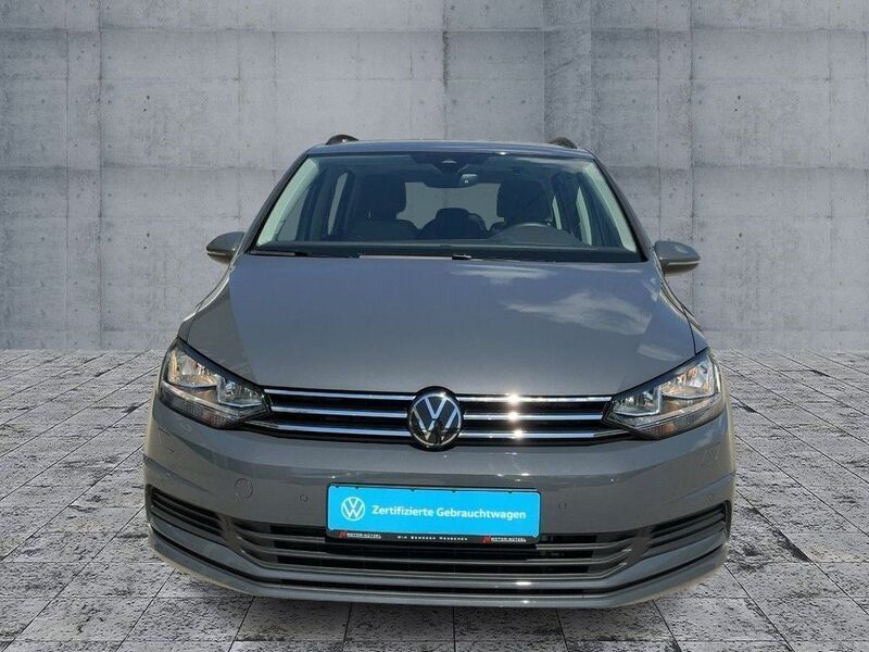 Gebraucht VW Touran Comfortline 150 PS (110 kW) 2024 Delfingrau metallic Van / Kleinbus
