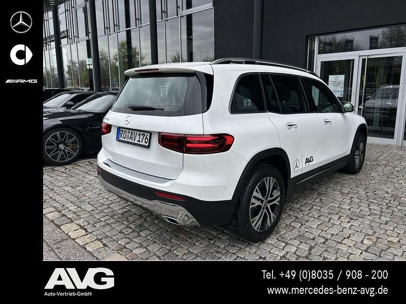 Gebraucht Mercedes GLB200 Progressive 150 PS (110 kW) 2026 Weiß SUV