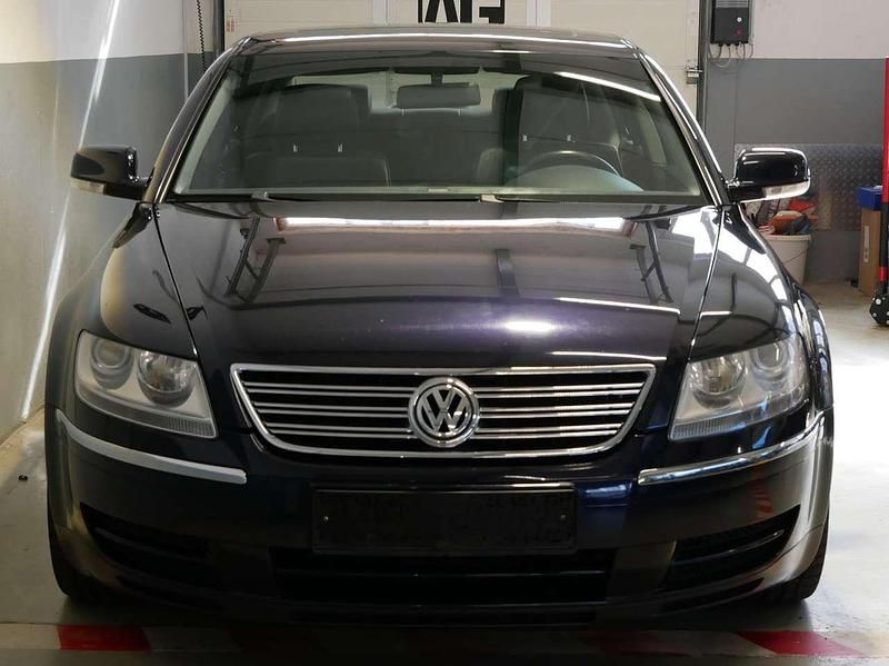 Second-hand VW Phaeton 241 CP (177 kW) 2003 Other Berlinǎ