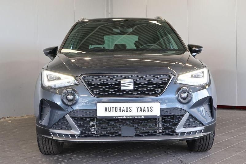 Gebraucht Seat Arona FR 95 PS (69 kW) 2023 Grau SUV