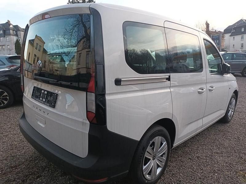 Neu VW Caddy 116 PS (85 kW) 2026 Candyweiß Van / Kleinbus