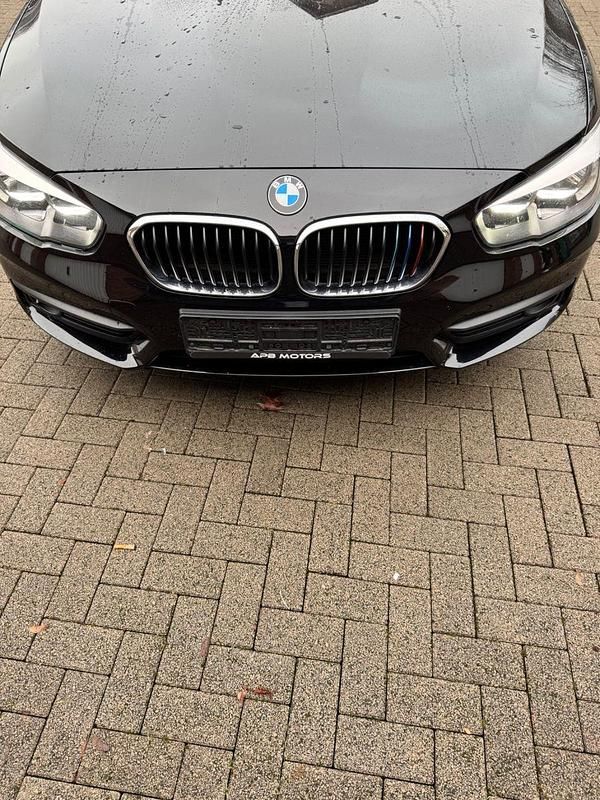 Second-hand BMW 116 109 CP (80 kW) 2016 Negru Hatchback