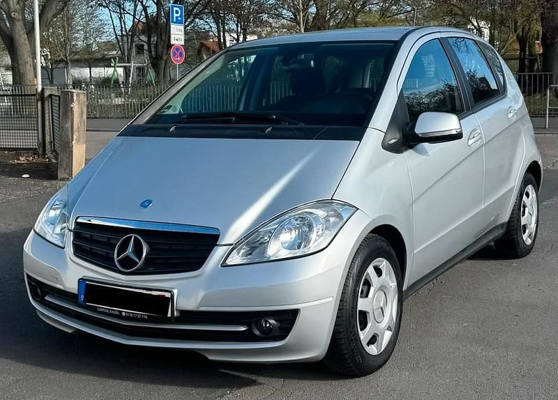 Gebraucht Mercedes A160 82 PS (60 kW) 2009 Silber Limousine