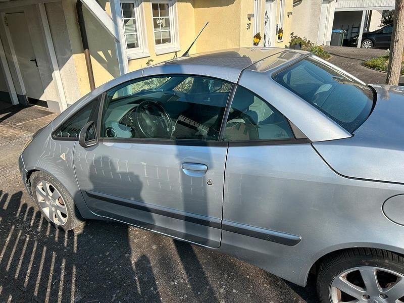 Gebraucht Mitsubishi Colt 110 PS (80 kW) 2010 Grau Kleinwagen