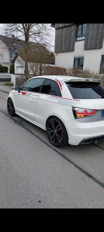 Gebraucht Audi A1 S-Line 122 PS (89 kW) 2014 Weiß Kleinwagen
