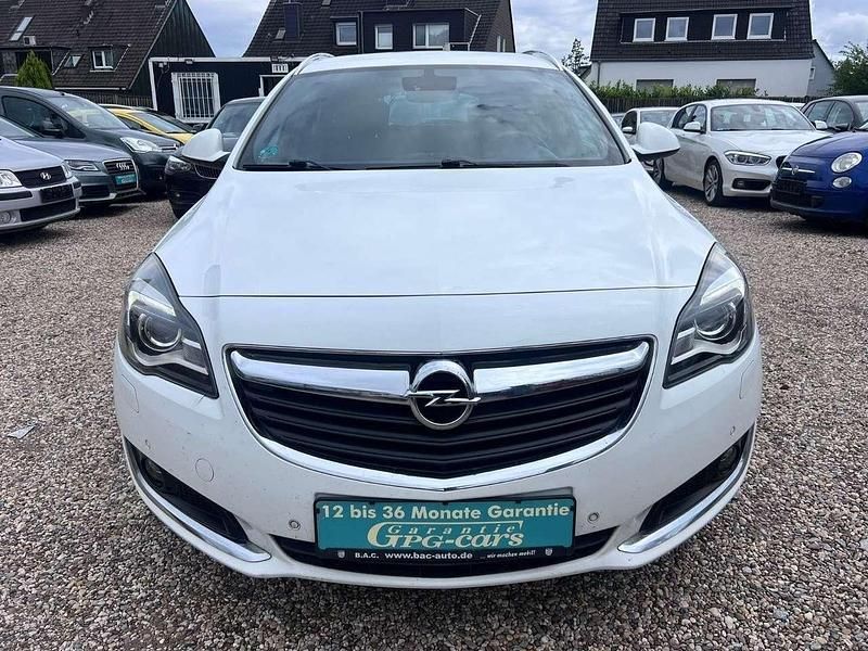 Schneeweiss/summitwhite/arctic Gebraucht 2015 Opel Insignia Kombi | 6.999 € (Fairer Preis) - Bild 1/4