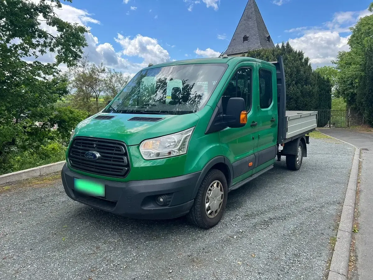 Gebraucht Ford Transit 170 PS (125 kW) 2017 Grün Van