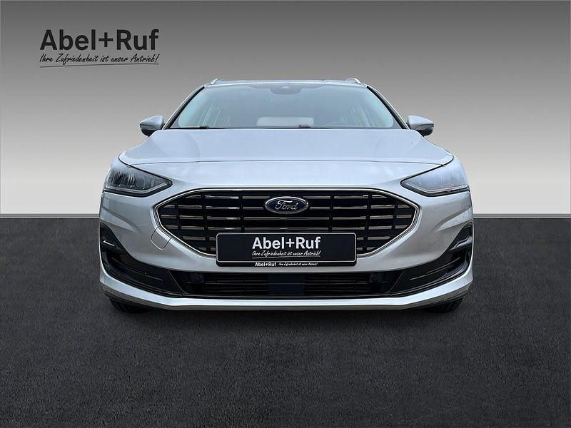 Neu Ford Focus Titanium 155 PS (114 kW) 2026 Silber Limousine