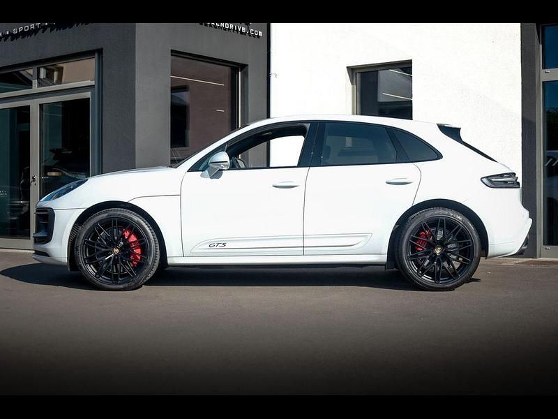 Gebraucht Porsche Macan Chrono 441 PS (324 kW) 2024 Weiß SUV