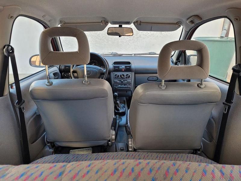 Gebraucht Opel Corsa Eco 45 PS (33 kW) 1996 Rot Kleinwagen