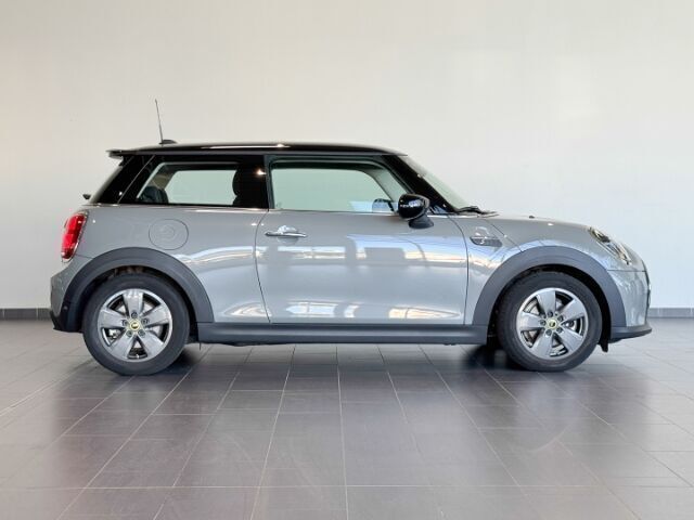 Gebraucht Mini Cooper S Essential 135 kW (184 PS) 2022 Andere farbe Kleinwagen