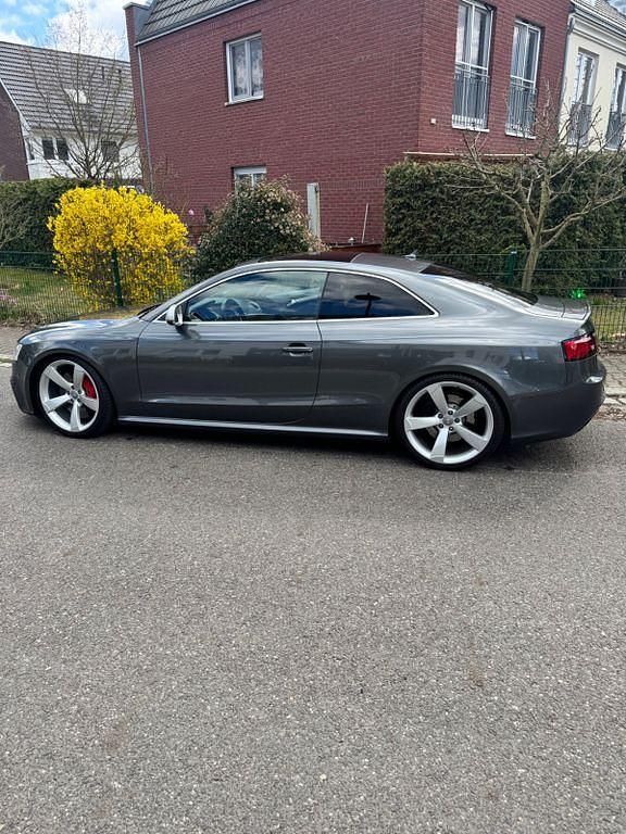 Second-hand Audi RS5 Sport 450 CP (330 kW) 2012 Gri Coupe