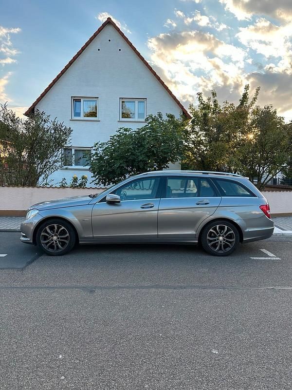 Gebraucht 2011 Mercedes C200 Kombi | 8.600 € (Fairer Preis) - Bild 1/4