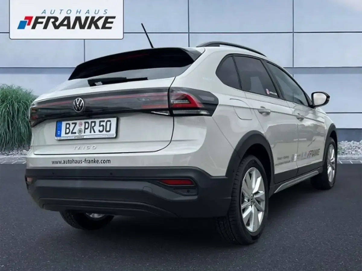 Gebraucht VW Taigo Life 95 PS (69 kW) 2026 Ascotgrau SUV