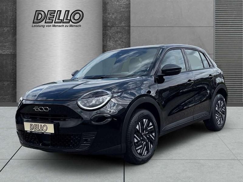 Cinema schwarz Neu 2025 Fiat 600 Kleinwagen | 20.990 € (Superpreis) - Bild 1/4