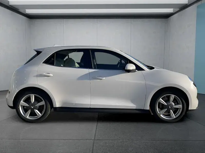 Usata Ora 03 125 kW (171 CV) 2023 Bianco Utilitaria