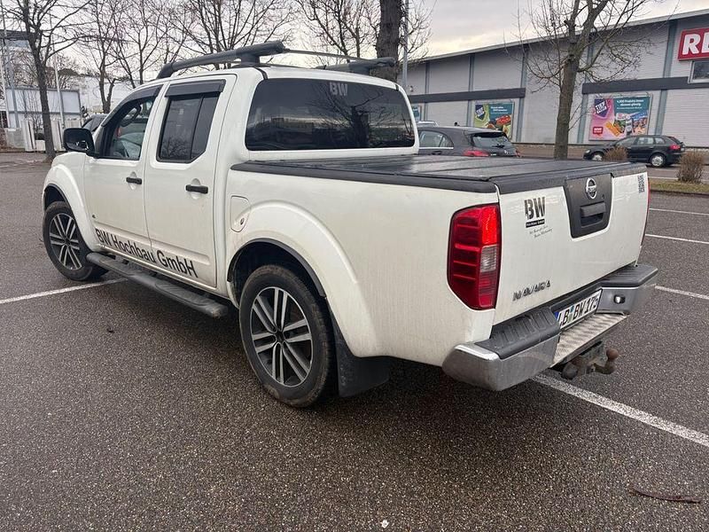 Gebraucht Nissan Navara 231 PS (169 kW) 2013 Weiß Pickup