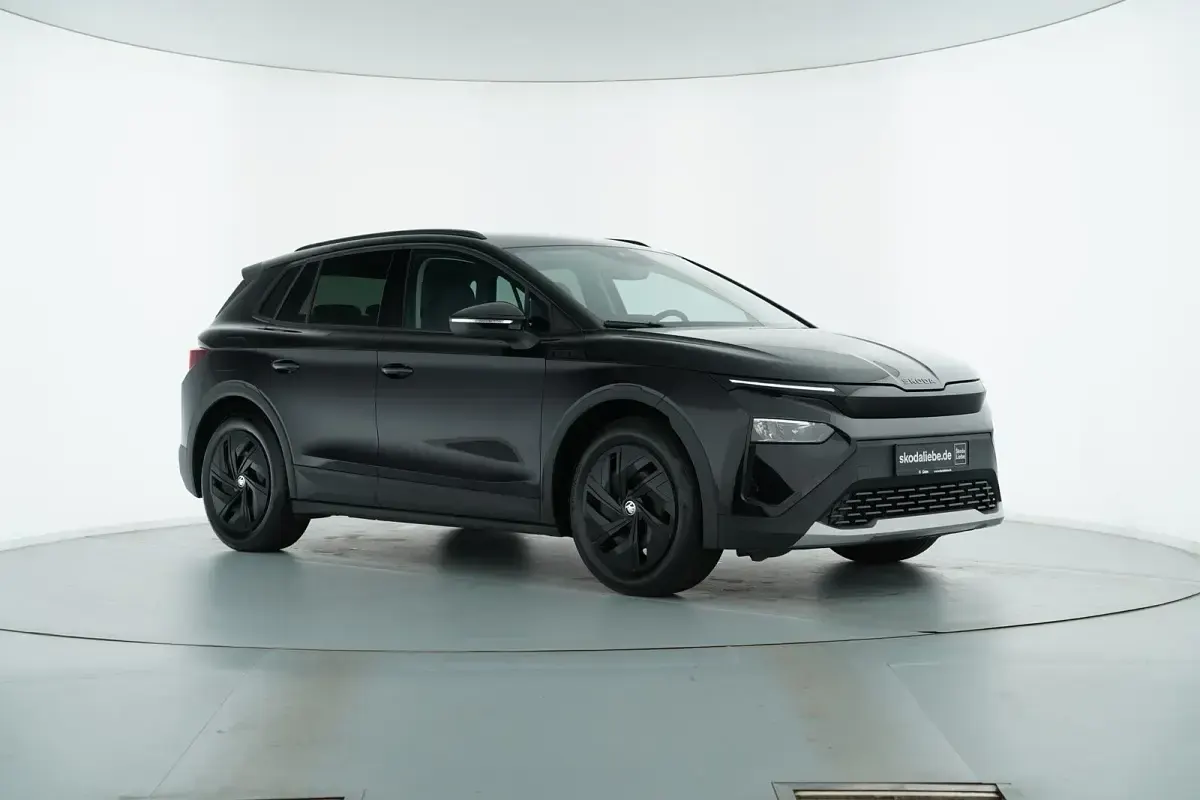 Gebraucht Skoda Elroq Tour 125 kW (170 PS) 2026 Schwarzmagic perleffekt SUV