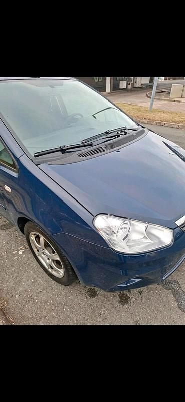 Gebraucht Ford C-MAX Style 105 PS (77 kW) 2010 Blau Van / Kleinbus