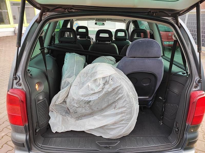 Gebraucht Seat Alhambra 140 PS (102 kW) 2010 Grau Van / Kleinbus