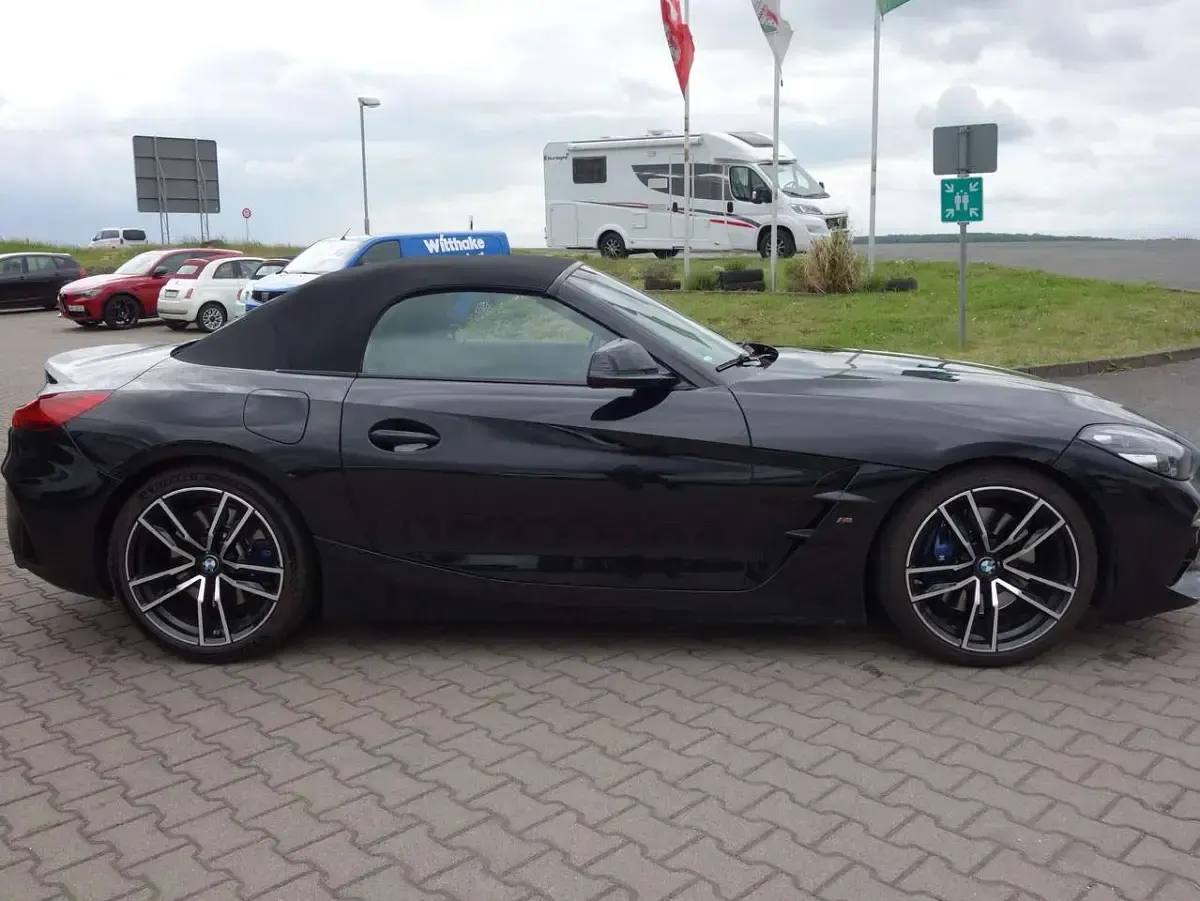 Gebraucht BMW Z4 M Sport 340 PS (250 kW) 2019 Black sapphire metallic Cabrio