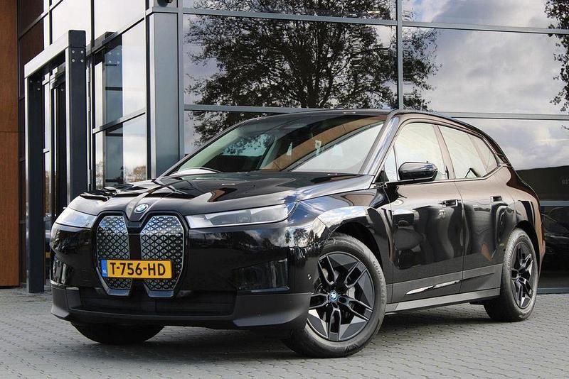 Gebraucht BMW iX 239 kW (326 PS) 2023 Schwarz SUV