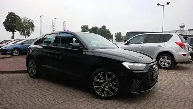 Gebraucht Audi A1 Sportback Comfort 110 PS (80 kW) 2021 Schwarz Kleinwagen