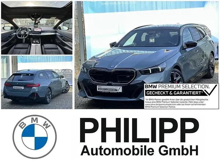 Cape york gruen Gebraucht 2024 BMW i5 M Sport Limousine | 77.939 € - Bild 1/4