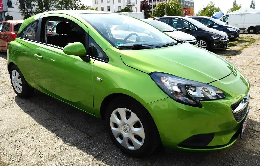 Usata Opel Corsa 90 CV (66 kW) 2015 Verde Utilitaria
