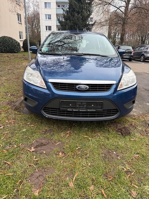 Gebraucht Ford Focus 120 PS (88 kW) 2009 Blau Kleinwagen